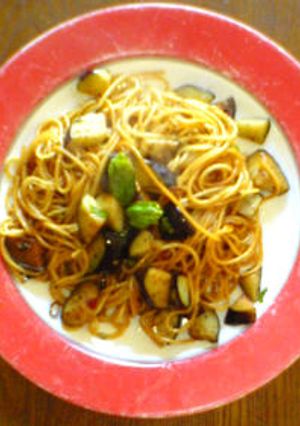 秋なすと摘みたてバジルの和風パスタ-レシピのメイン写真