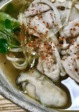 簡単！豚バラ肉で水炊き⌒☆牡蠣入り　-レシピのメイン写真