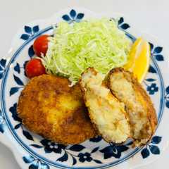 รูปของ 我が家の定番♪シンプルなコロッケ♡