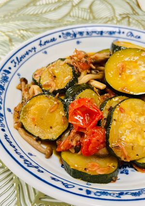 小海老とズッキーニの手作りパスタソース-レシピのメイン写真