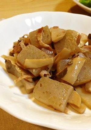 こんにゃく炒め♪きのことバター醤油-レシピのメイン写真