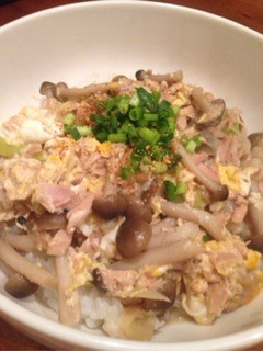 【お鍋一つ♩】シーチキンとしめじの丼-レシピのメイン写真