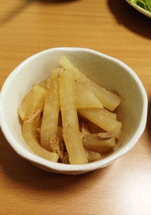 材料3つ。大根とツナの煮物-レシピのメイン写真