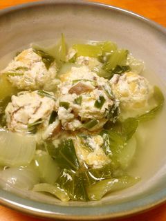 チンゲン菜と油揚げで重増しつみれのスープ-レシピのメイン写真