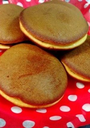 一手間で！しっとりふわふわ♡絶品どら焼き-レシピのメイン写真