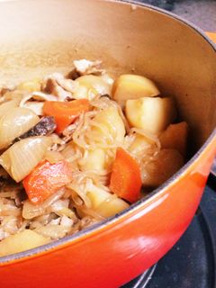 簡単☆無水肉じゃが☆ルクルーゼで-レシピのメイン写真