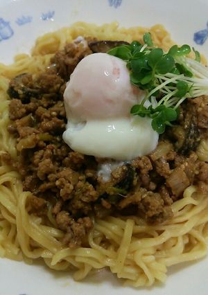 まるちゃん正麺で簡単♪ 汁なし担々麺-レシピのメイン写真