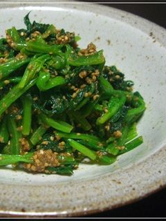 おふくろの味☆ほうれん草の胡麻和え♪-レシピのメイン写真