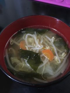 ひと手間でビックリ美味しいモヤシの味噌汁-レシピのメイン写真
