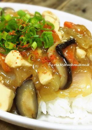 揚げ玉が決め手♪甘辛な豆腐丼-レシピのメイン写真