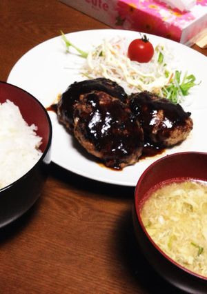 肉汁たっぷり珈琲ゼリーハンバーグ-レシピのメイン写真