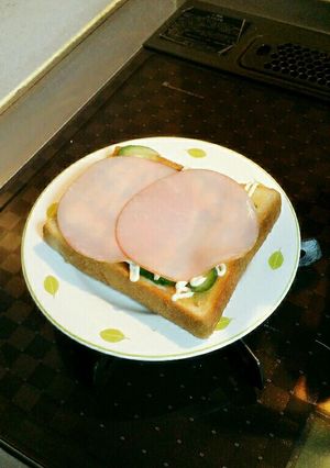 朝食に★☆簡単★☆ハムきゅうりトースト-レシピのメイン写真