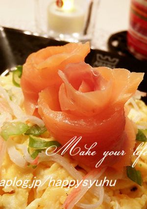スモークサーモンでかわいいミニ薔薇☆寿司-レシピのメイン写真
