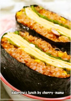 お弁当に★オムライスのおにぎらず-レシピのメイン写真