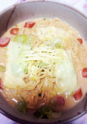 超簡単！牛乳味噌ラーメン-レシピのメイン写真