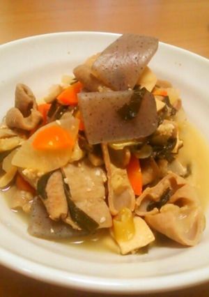 味噌味で煮込んだモツ煮-レシピのメイン写真