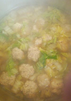 白菜と凍り豆腐入り肉団子の鍋-レシピのメイン写真