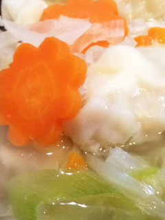 餃子と野菜いっぱいスープ-レシピのメイン写真