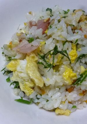 人参と人参葉のチャーハン-レシピのメイン写真
