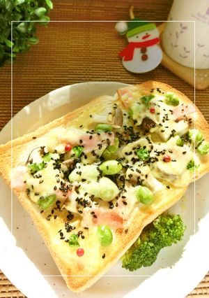 エリンギ・枝豆・ベーコンのトースト-レシピのメイン写真