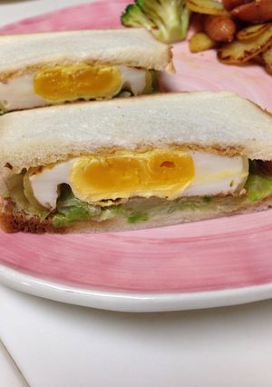 ザ・目玉焼きサンド-レシピのメイン写真