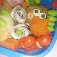 รูปของ 子供　お弁当おかず簡単　ハムのりチーズ