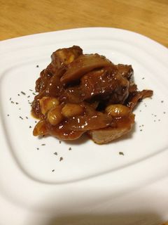 簡単☆鶏もも肉と大根の赤ワイン煮-レシピのメイン写真