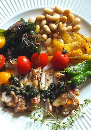 鶏もも肉のマリネ焼き，バジルソース-レシピのメイン写真