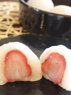 重ね重でいちご大福-レシピのメイン写真
