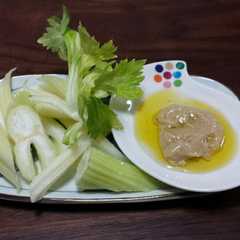 รูปของ セロリのバーニャカウダ