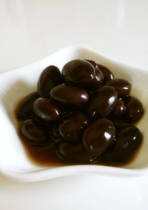 簡単・圧力鍋で黒豆煮-レシピのメイン写真