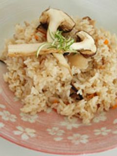 松茸をみんなで仲良く松茸ご飯-レシピのメイン写真