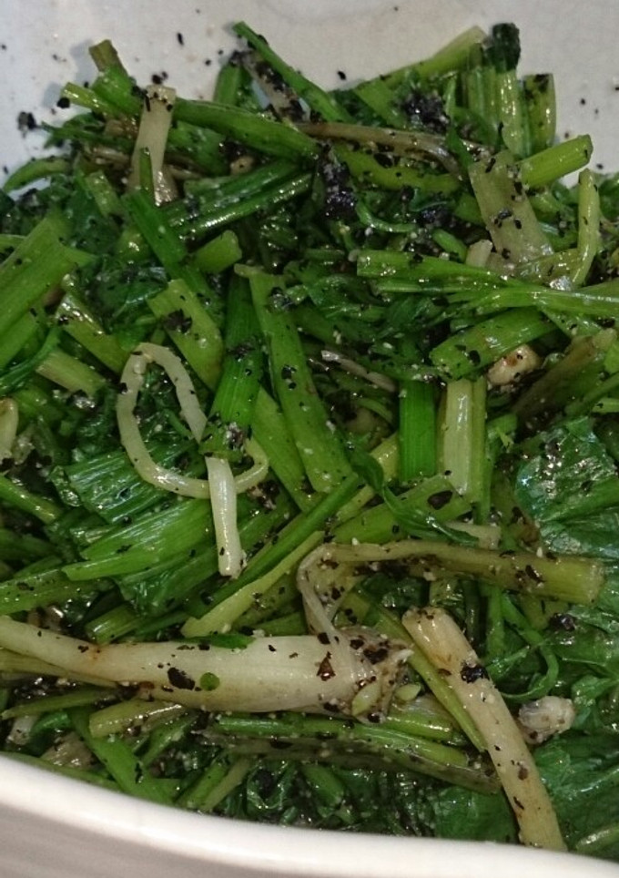 簡単！せりの胡麻よごし(胡麻和え)-レシピのメイン写真