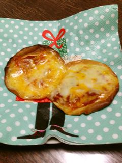 超簡単!餃子の皮でパリパリピザ☆-レシピのメイン写真