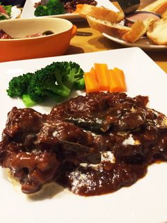 圧力鍋で♡超簡単ビストロ風牛の赤ワイン煮-レシピのメイン写真