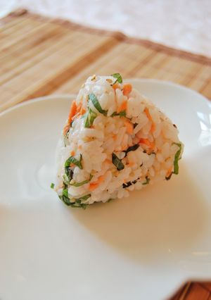 おにぎりにも☆鮭シソゴマの簡単混ぜご飯♪-レシピのメイン写真
