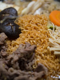 すき焼きチキンラーメン チキラーアレンジ-レシピのメイン写真