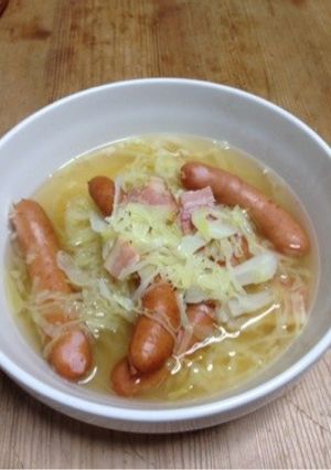 ドイツ風ウインナーとキャベツのスープ-レシピのメイン写真