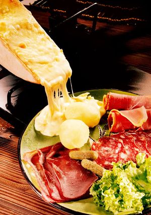 フランス製☆自宅でラクレットパーティー♬-レシピのメイン写真