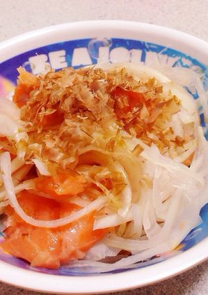 簡単！スモークサーモンと玉葱のポン酢和え-レシピのメイン写真