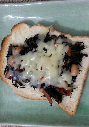 余ったひじきの煮物で。ひじきピザトースト-レシピのメイン写真