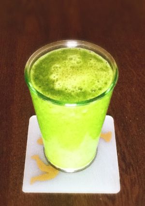 ほうれん草 洋梨のグリーンスムージー-レシピのメイン写真