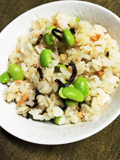 枝豆ご飯☆シャケ塩昆布-レシピのメイン写真