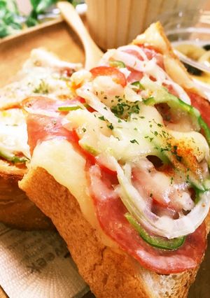 朝ごはんにも⭐Ｗチーズでピザトースト♪-レシピのメイン写真