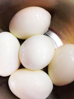 綺麗に剥ける♫失敗なしのゆで卵の作り方♡-レシピのメイン写真