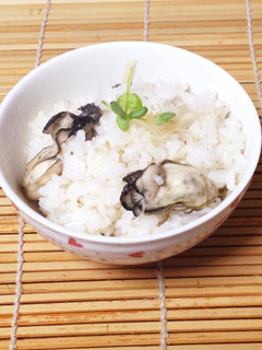 季節の定番 牡蠣めし-レシピのメイン写真