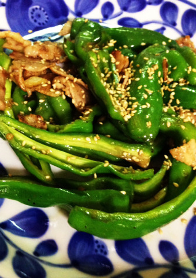 万願寺とうがらしの胡麻油炒め-レシピのメイン写真