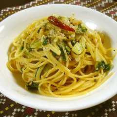 A picture of 葉ネギと白菜・ツナの和風パスタ.