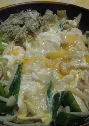 テーブルマークのさぬきうどんで…親子う丼-レシピのメイン写真