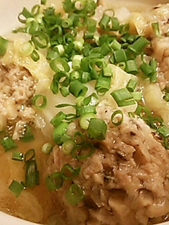 豚団子と白菜の簡単スープ☆-レシピのメイン写真